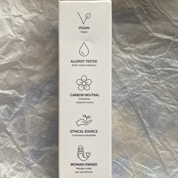 Earth Harbor Tidal Rose Crystal Hydration Toner - Picture 4 of 4